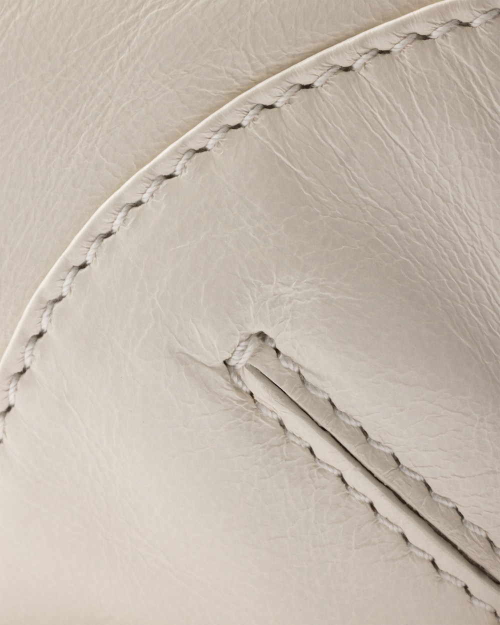 Prada Re-Edition 2002 Medium Leather Shoulder Bag - Image 5